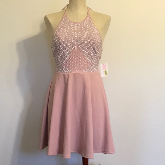 B. Darlin Pink Hi Neck Halter Fit & Flare Mini NWT - Picture 1 of 6